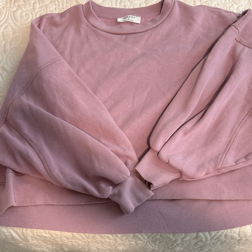 Zenana Outfitters Mauve Cropped Crew Neck Sweatshirt